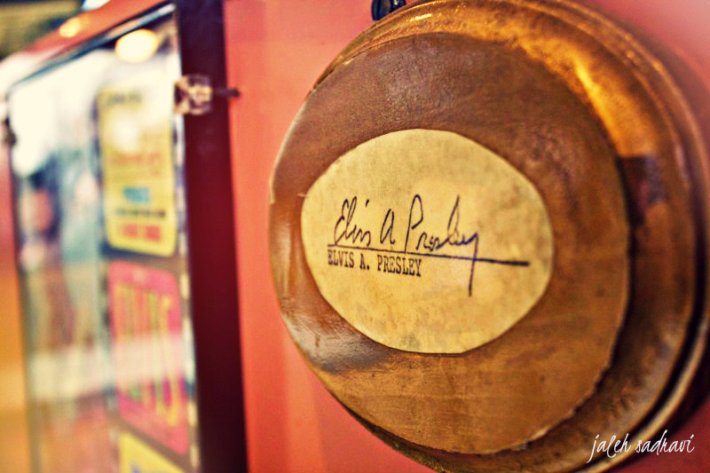 elvisbooth_zps12f40273