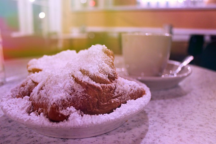 cafe dumonde